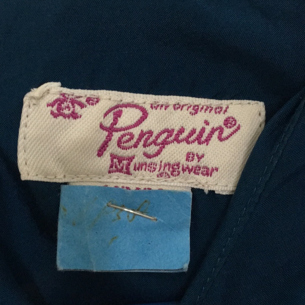 🐧 100% Silk Penguin Blouse with lovely details 🐧 - Picture 3 of 8